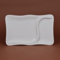 Petit plateau rectangulaire collection Sahara, /Idéal pour y mettre un duo tasses, des verrines, ou autre.../Ses bords arrondis 