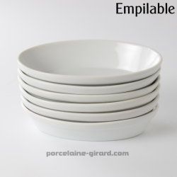 En porcelaine, il passe au four, au micro-ondes, et au lave-vaisselle./Polyvalent, fonctionnel et résistant, il maintient les pl