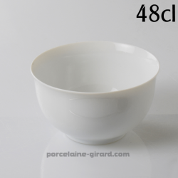 Elégant grace a son rebord évasé./Contenance 50cl