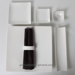 Ravier Design, idéal pour y présenter des mises en bouches, ou du saucisson... /Esprit japonisant et forme contemporaine pour un